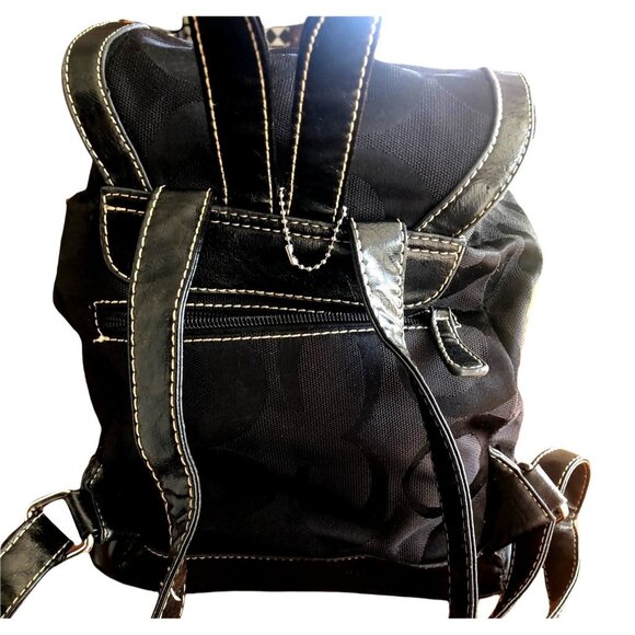 WOMENS BLACK CANVAS & NYLON BACKPACK INSIDE/OUTTER POCKETS, DRAW STRING CLOSURE - Picture 4 of 13